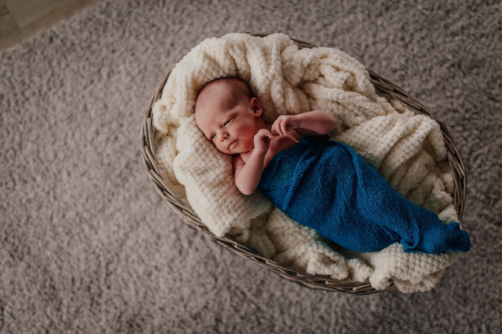 Babybauch und Newborn